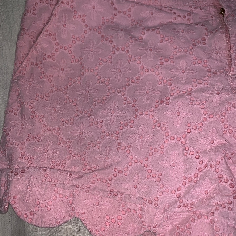 Lilly Pulitzer Scollop shorts